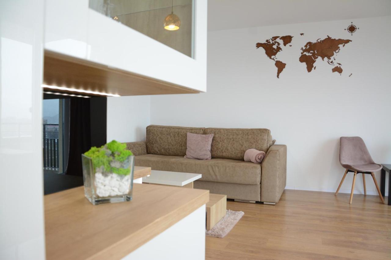 Luxury Panorama Apartament,Coresi Brasov Exterior photo