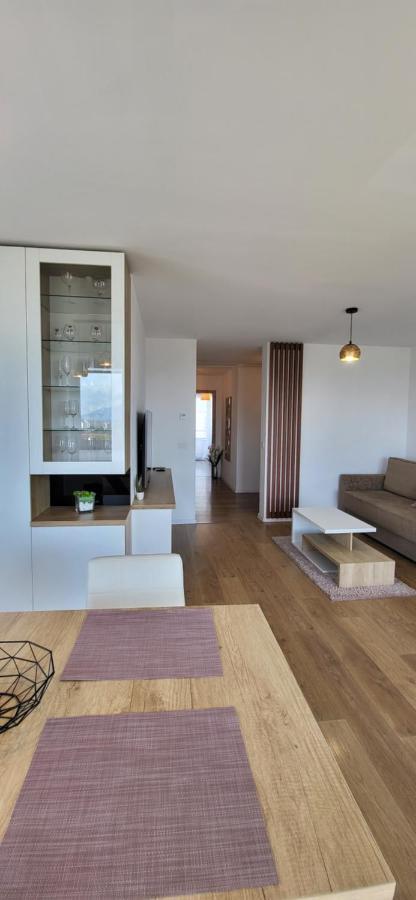 Luxury Panorama Apartament,Coresi Brasov Exterior photo
