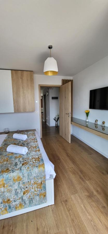 Luxury Panorama Apartament,Coresi Brasov Exterior photo